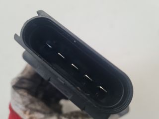 bontott VW GOLF VII Üzemanyag Szivattyú Relé