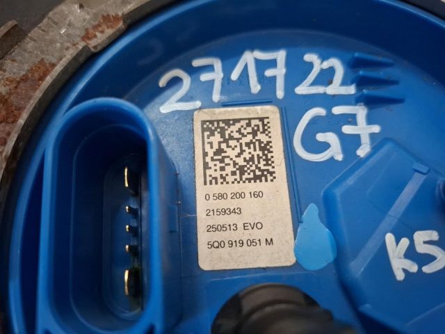 bontott VW GOLF VII Üzemanyag Szivattyú