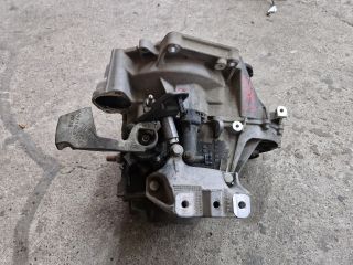 bontott VW GOLF VII Váltó (Mechanikus)