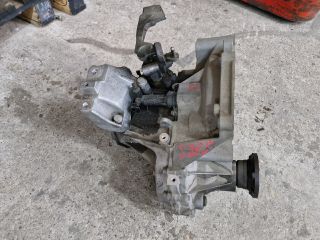 bontott VW GOLF VII Váltó (Mechanikus)