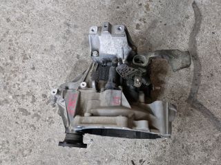 bontott VW GOLF VII Váltó (Mechanikus)