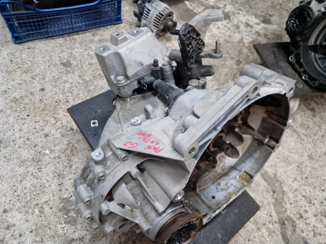 bontott VW GOLF VII Váltó (Mechanikus)