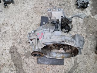 bontott VW GOLF VII Váltó (Mechanikus)