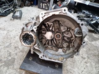 bontott VW GOLF VII Váltó (Mechanikus)