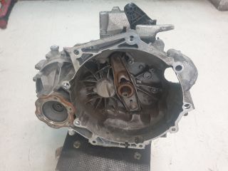 bontott VW GOLF VII Váltó (Mechanikus)