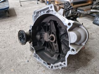 bontott VW GOLF VII Váltó (Mechanikus)