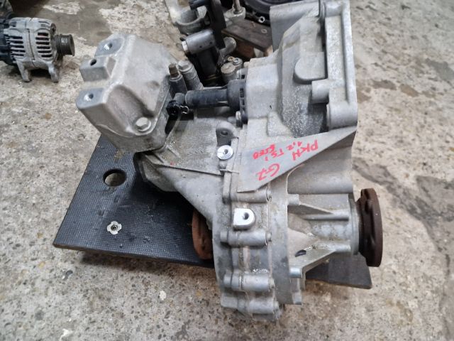 bontott VW GOLF VII Váltó (Mechanikus)