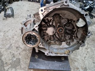 bontott VW GOLF VII Váltó (Mechanikus)