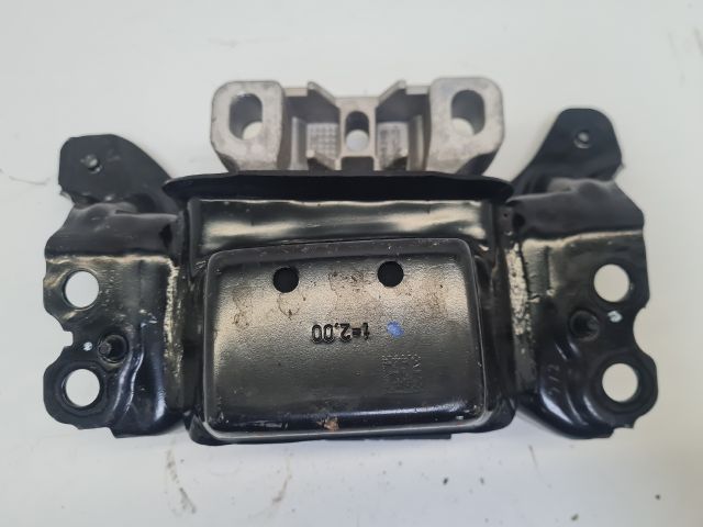 bontott VW GOLF VII Váltó Tartó Bak (Pozíciófüggetlen)