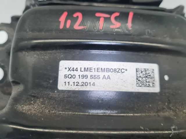 bontott VW GOLF VII Váltó Tartó Bak (Pozíciófüggetlen)