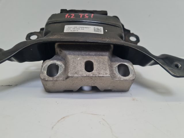 bontott VW GOLF VII Váltó Tartó Bak (Pozíciófüggetlen)