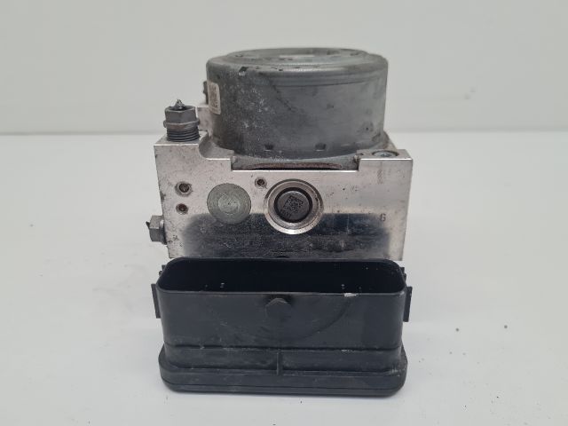 bontott VW GOLF VII ABS Kocka