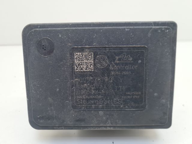 bontott VW GOLF VII ABS Kocka