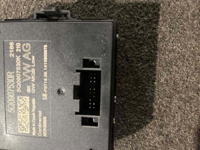 bontott VW GOLF VII CANBUS Elektronika