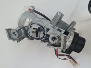 bontott VW GOLF VII Gyújtáskapcsoló Házzal