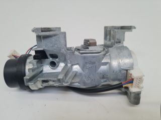 bontott VW GOLF VII Gyújtáskapcsoló Házzal