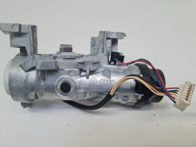 bontott VW GOLF VII Gyújtáskapcsoló Házzal