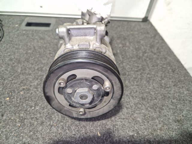 bontott VW GOLF VII Klímakompresszor