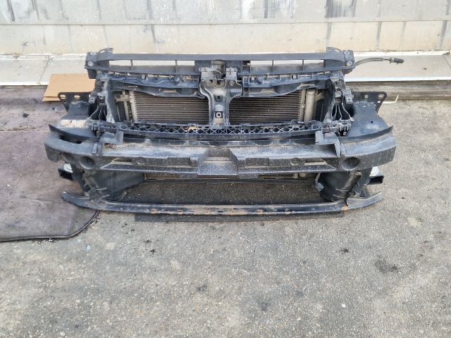 bontott VW GOLF VII Komplett Homlokfal (Részeivel)