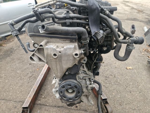 bontott VW GOLF VII Komplett Motor (Segédberendezésekkel)