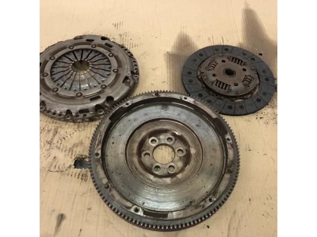 bontott VW GOLF VII Kuplung Szett (Szerkezet, Tárcsa)