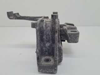 bontott VW GOLF VII Motor Tartó Bak (Fém)