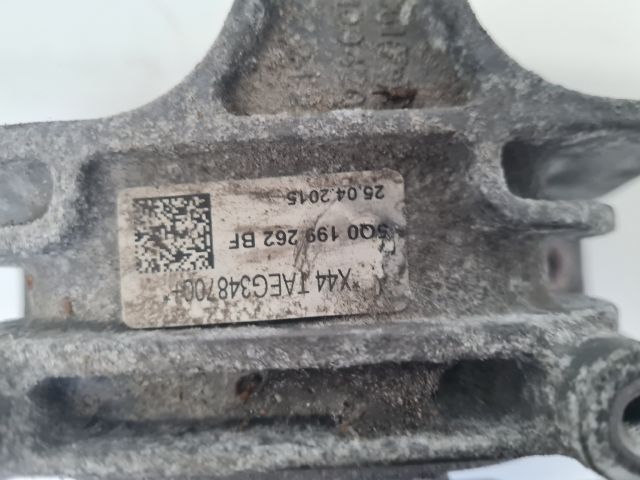 bontott VW GOLF VII Motor Tartó Bak (Fém)