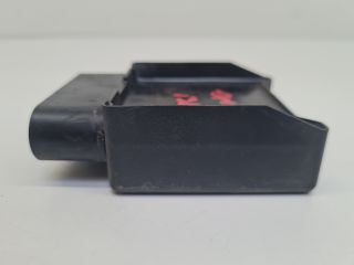 bontott VW GOLF VII Üzemanyag Szivattyú Relé