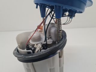 bontott VW GOLF VII Üzemanyag Szivattyú