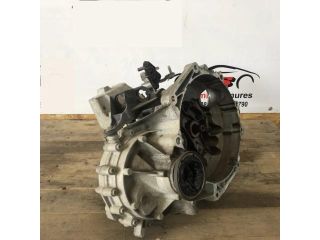 bontott VW GOLF VII Váltó (Mechanikus)