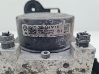 bontott VW GOLF VII ABS Kocka