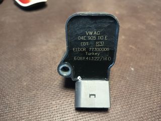 bontott VW GOLF VII Gyújtótrafó