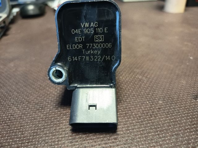 bontott VW GOLF VII Gyújtótrafó