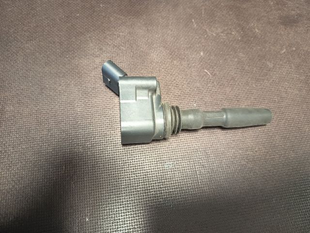 bontott VW GOLF VII Gyújtótrafó