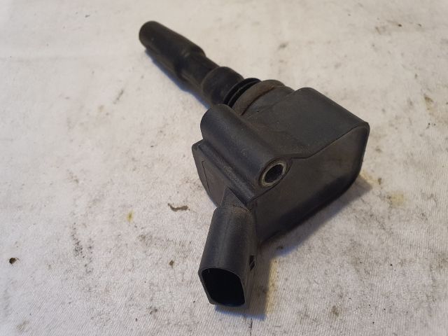 bontott VW GOLF VII Gyújtótrafó