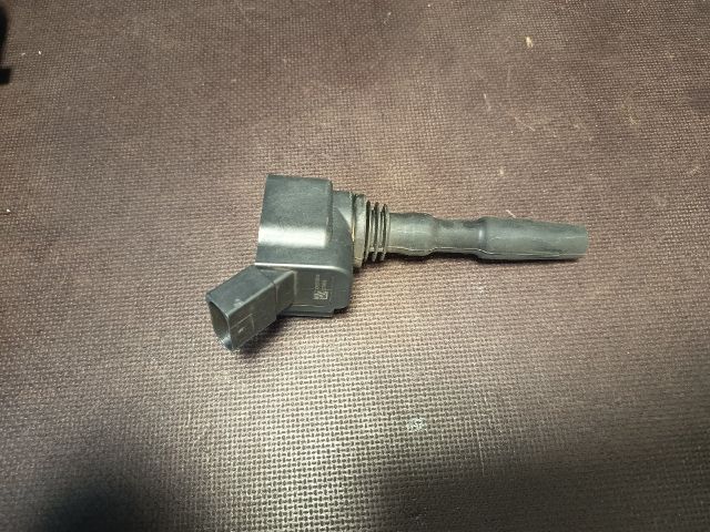 bontott VW GOLF VII Gyújtótrafó