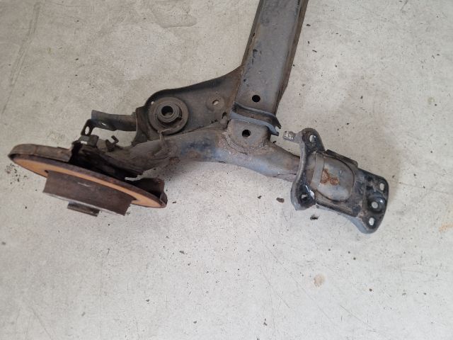 bontott VW GOLF VII Hátsó Híd (Tárcsafékes)