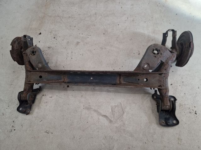 bontott VW GOLF VII Hátsó Híd (Tárcsafékes)