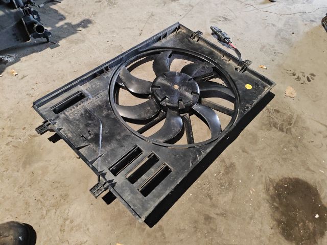 bontott VW GOLF VII Hűtőventilátor