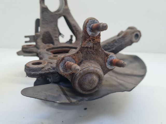 bontott VW GOLF VII Jobb első Csonkállvány Kerékaggyal