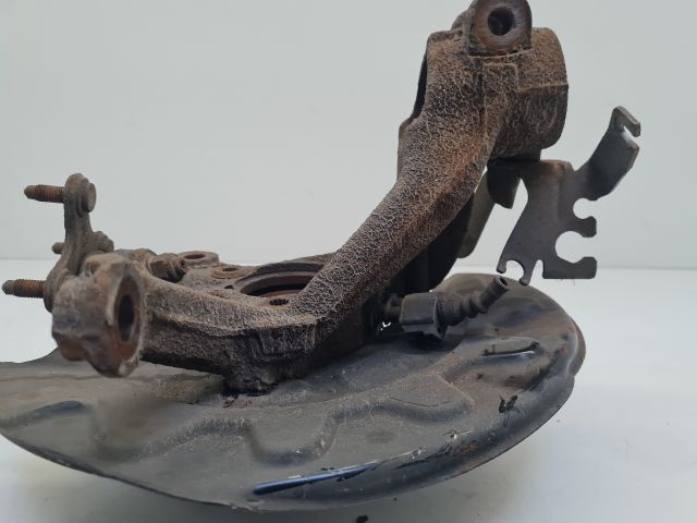 bontott VW GOLF VII Jobb első Csonkállvány Kerékaggyal