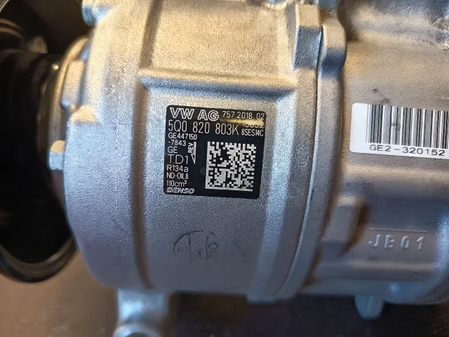 bontott VW GOLF VII Klímakompresszor