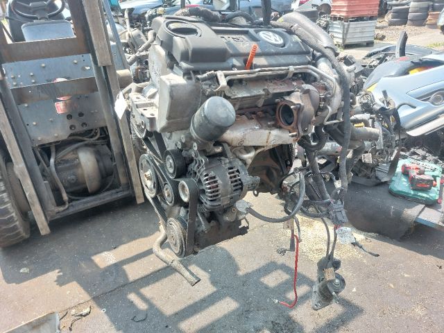 bontott VW GOLF VII Komplett Motor (Segédberendezésekkel)