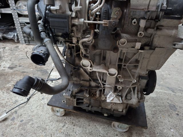 bontott VW GOLF VII Komplett Motor (Segédberendezésekkel)