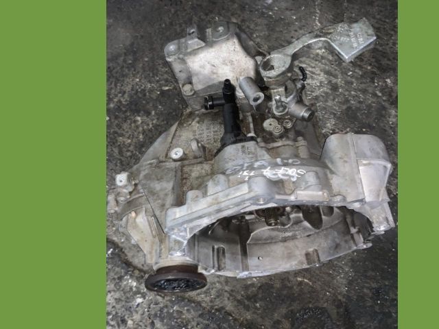 bontott VW GOLF VII Kuplung Munkahenger