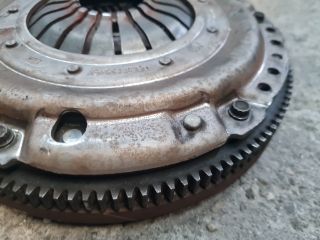 bontott VW GOLF VII Kuplung Szett Lendkerékkel