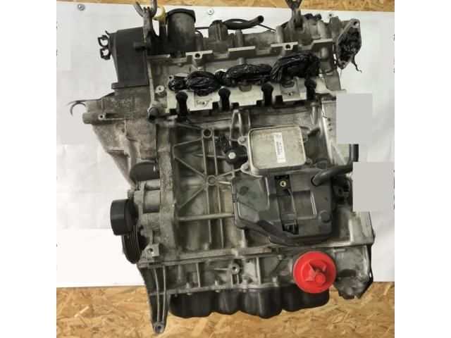 bontott VW GOLF VII Motor (Fűzött blokk hengerfejjel)