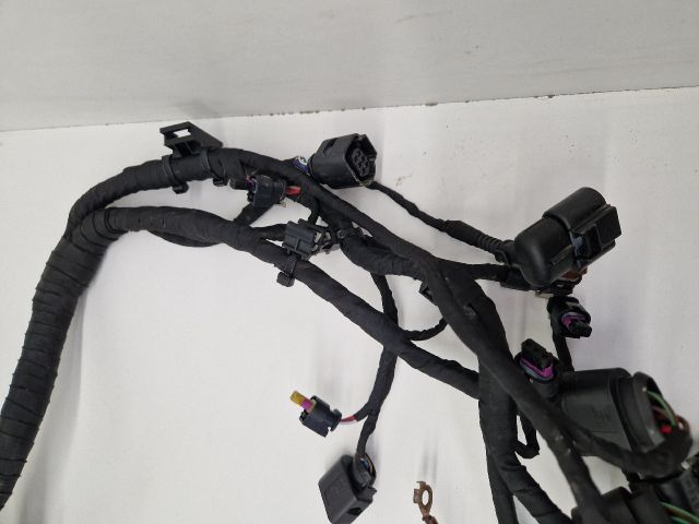 bontott VW GOLF VII Motor Kábelköteg