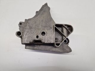 bontott VW GOLF VII Motor Tartó Bak Jobb