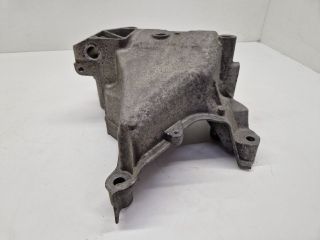 bontott VW GOLF VII Motor Tartó Bak Jobb